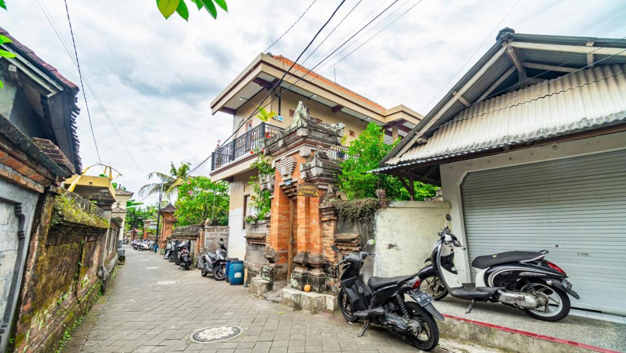 Peanut House Hostel Ubud Exterior foto